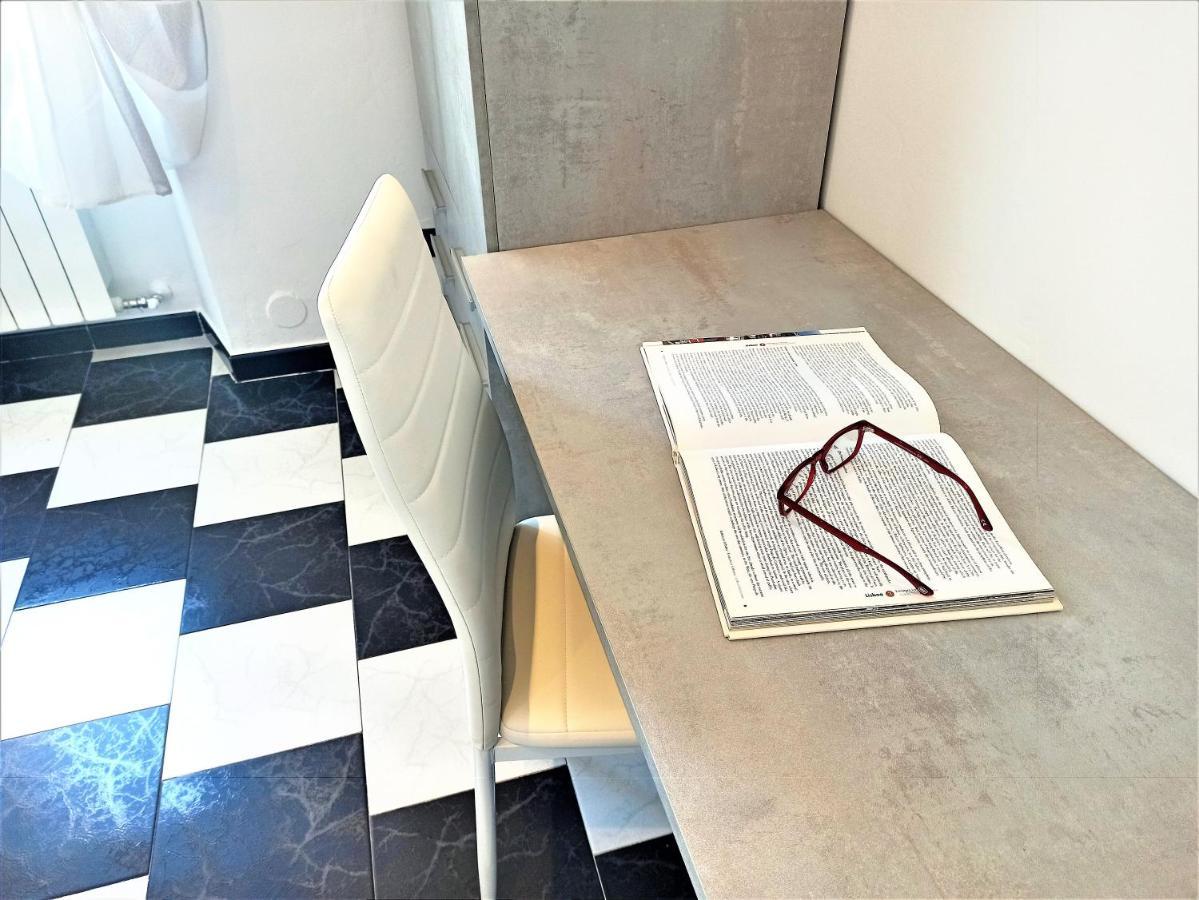 Casa Vacanza Laura Genoa Bagian luar foto